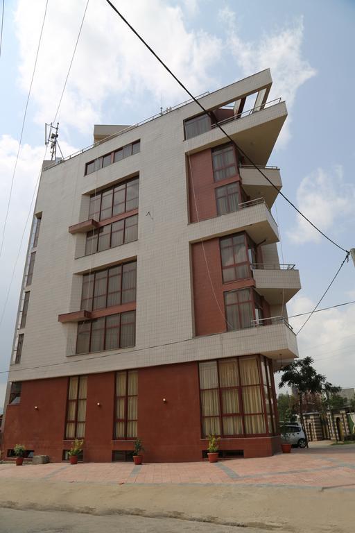 אדיס אבבה Ye Afoli International Hotel מראה חיצוני תמונה